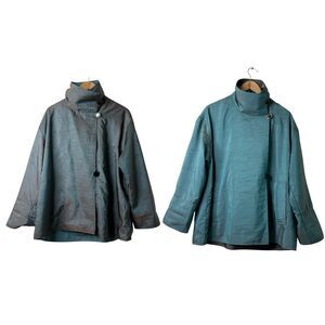 Mycra Pac One Womens Rain Jacket Sz 0P XS Blue Iridescent Reversible Crinkled